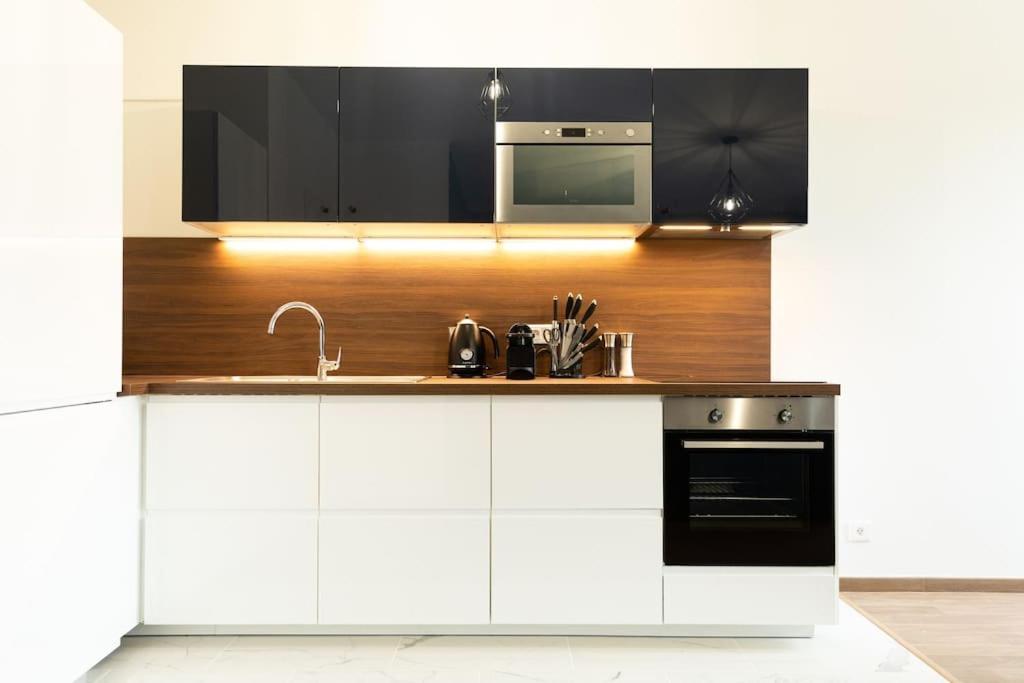 Elegant Apartment #6 Серрі Екстер'єр фото